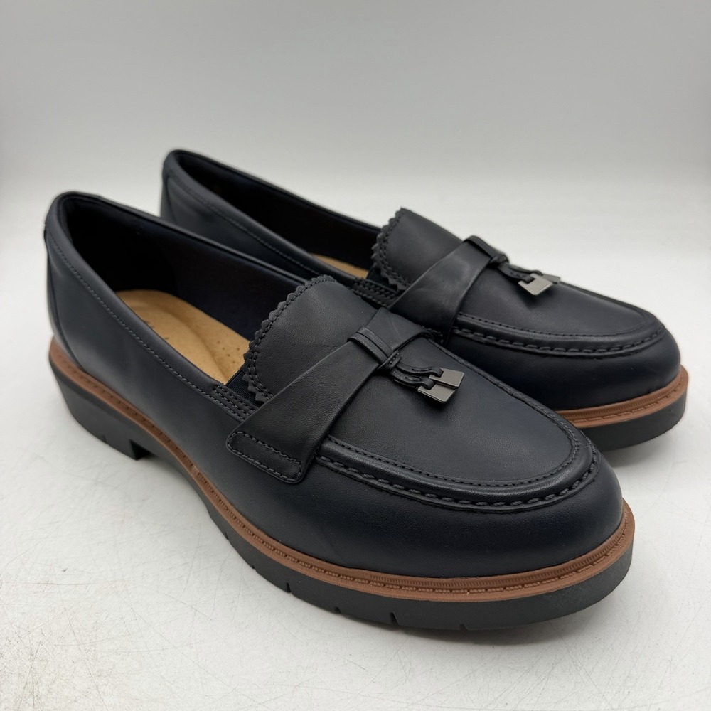 Clarks Westlynn Bella Loafers Women Sz 10 W WIDE Navy Blue Leather Slip On Shoes